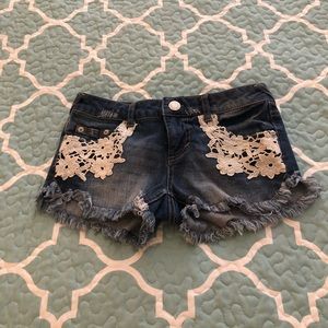 Missimo Flowers on Pockets Jean Shorts